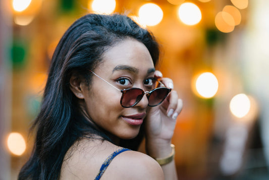 COMMENT PRÉPARER SES CHEVEUX CRÉPUS AU DÉFRISAGE ?