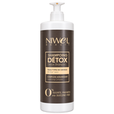 Shampoing détoxifiant format un litre pour purifier les cheveux avant chaque nouvelle routine 